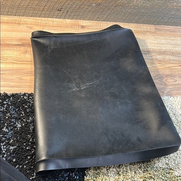 Under Sink Mat for Kitchen Bathroom Waterproof Mat Protect Cabinets 29"x19" - Picture 8 of 9